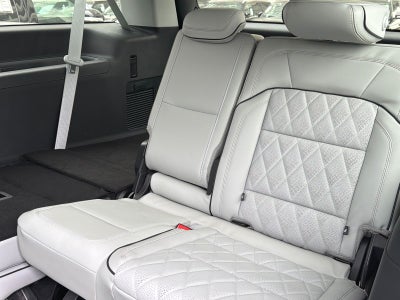 2026 Lincoln Navigator L Black Label