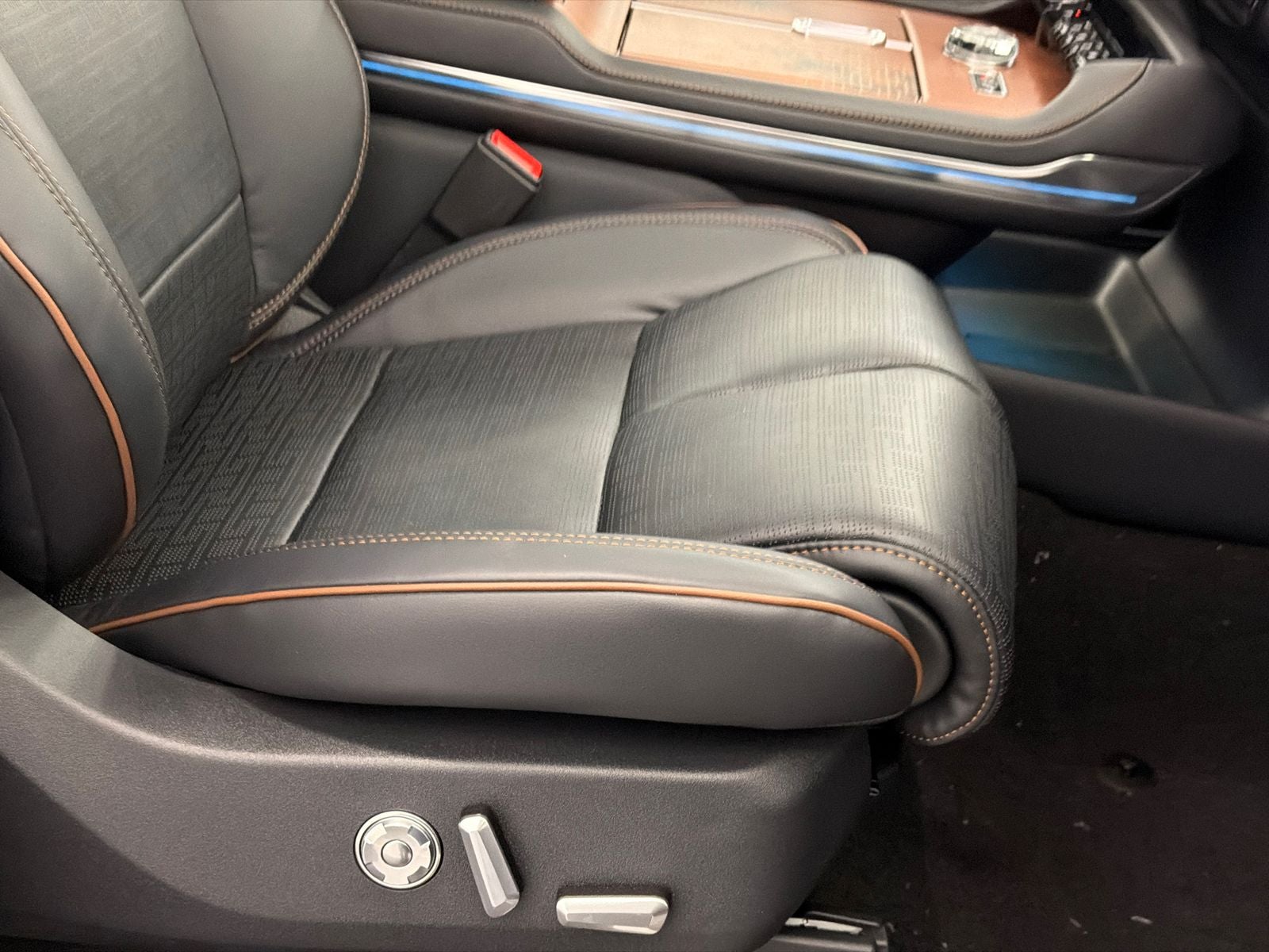 2026 Lincoln Navigator L Black Label