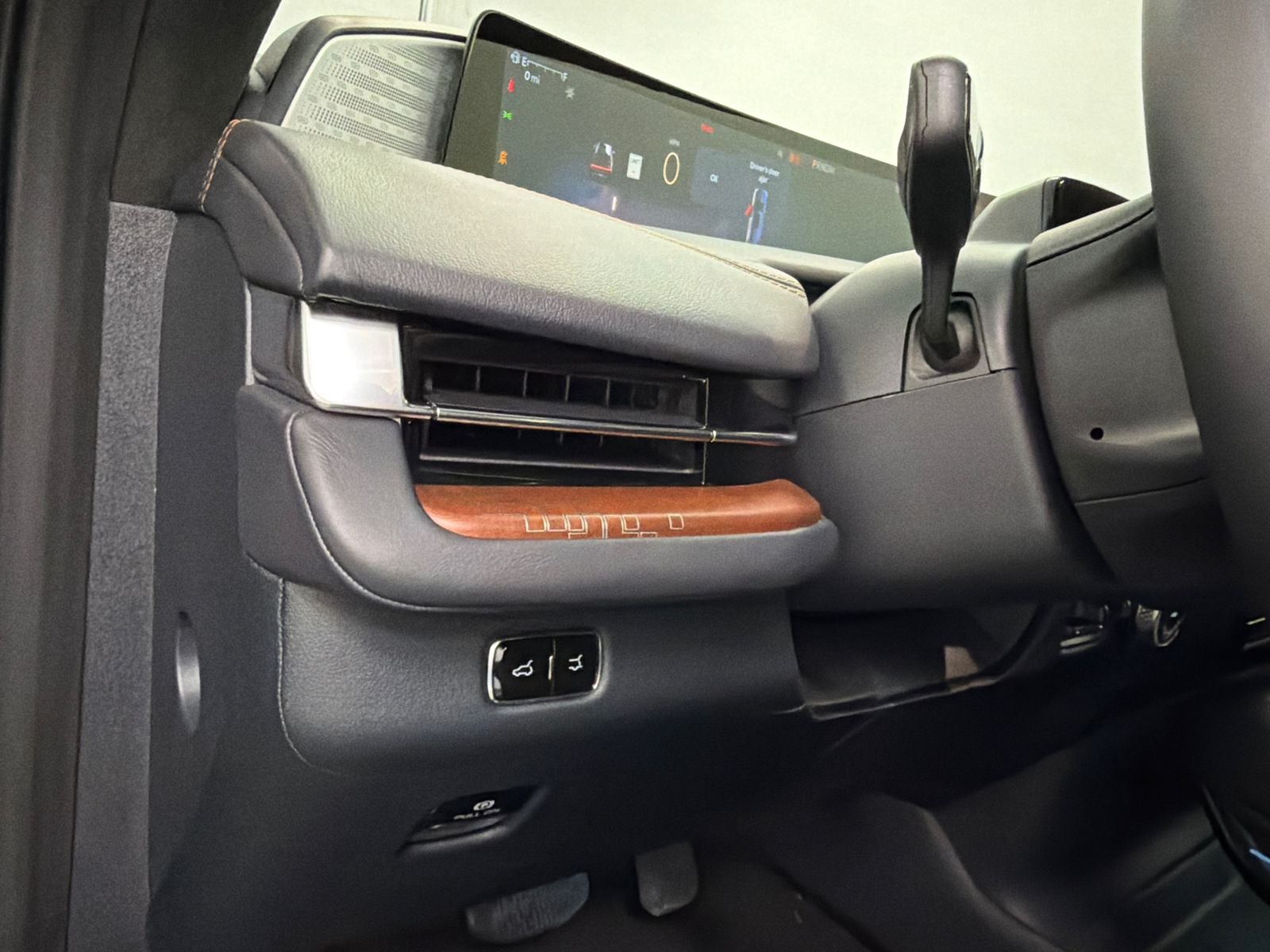2026 Lincoln Navigator L Black Label