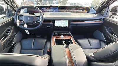 2025 Lincoln Navigator L Black Label