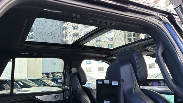 2025 Lincoln Navigator L Black Label