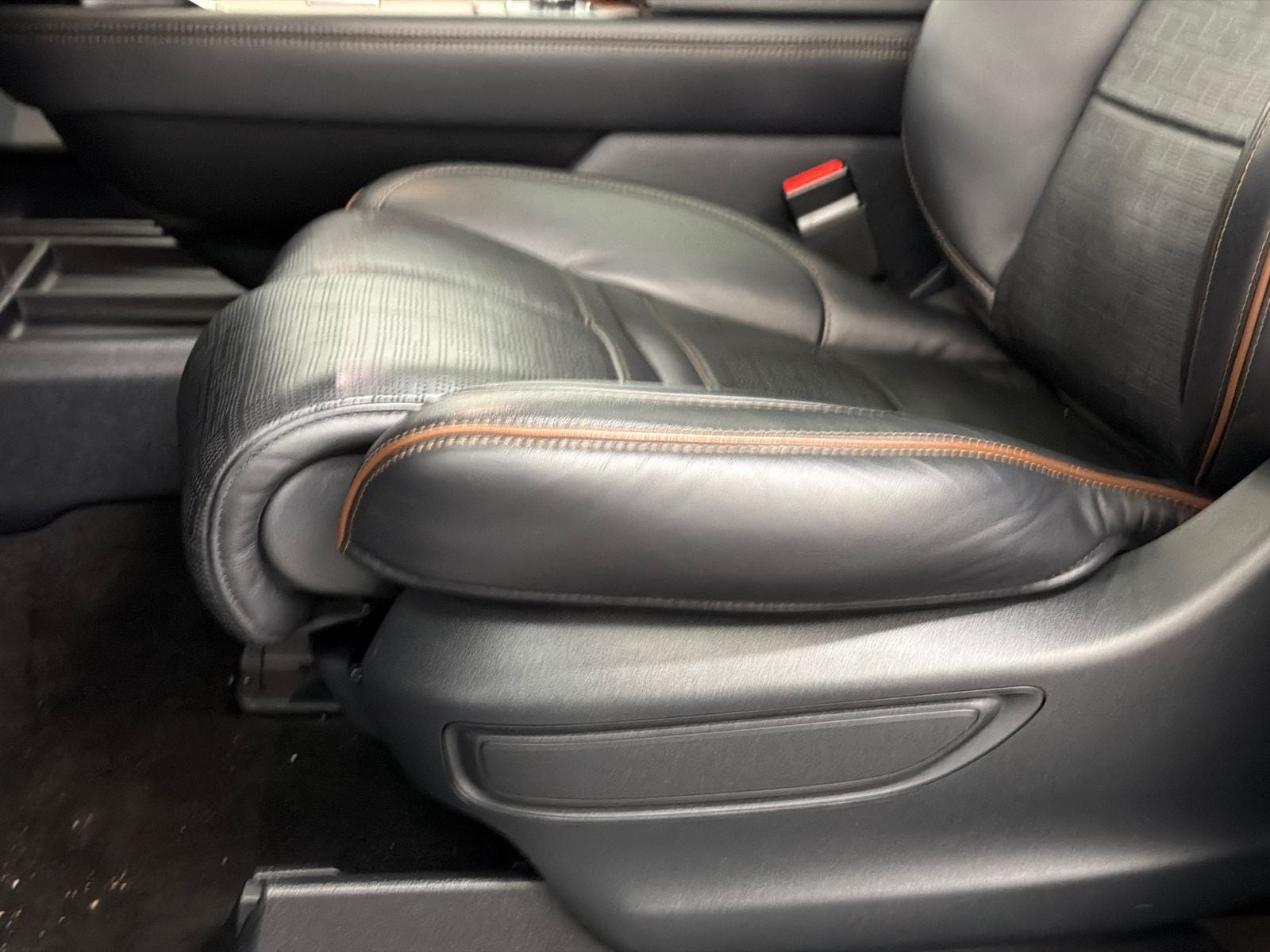 2024 Lincoln Navigator L Black Label
