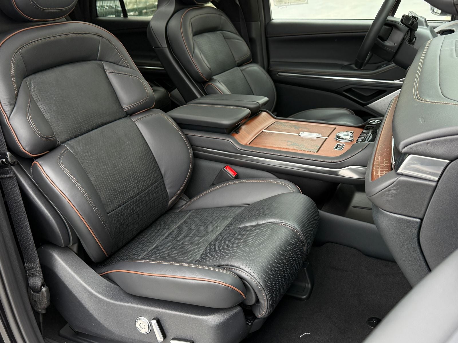 2026 Lincoln Navigator L Black Label