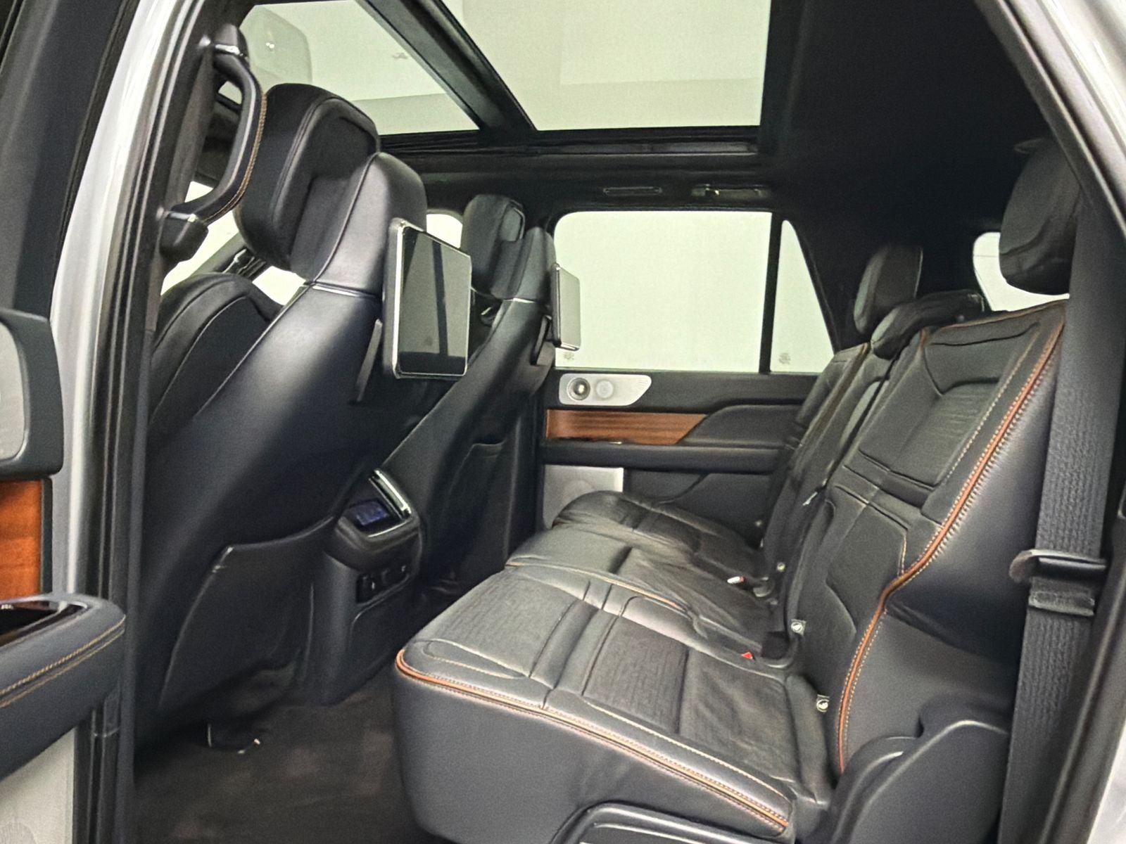 2023 Lincoln Navigator L Black Label