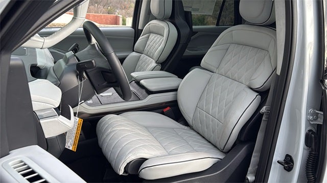 2026 Lincoln Navigator L Black Label