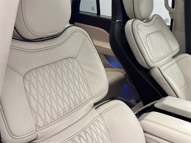 2022 Lincoln Navigator L Black Label