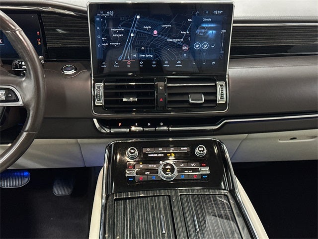 2022 Lincoln Navigator L Black Label