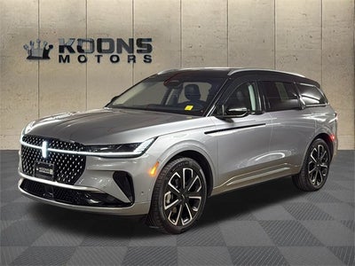 2024 Lincoln Nautilus Reserve