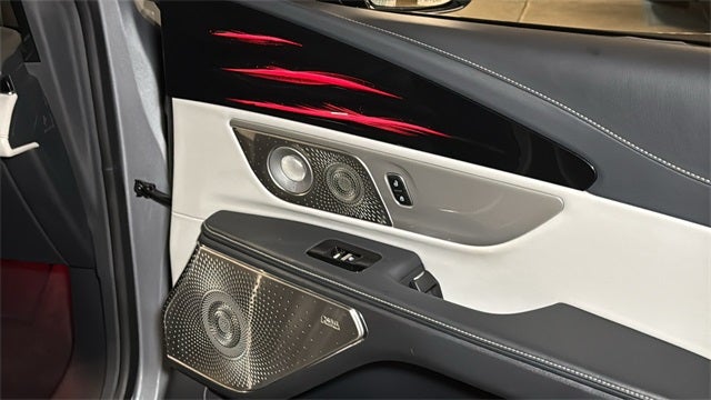 2024 Lincoln Nautilus Reserve