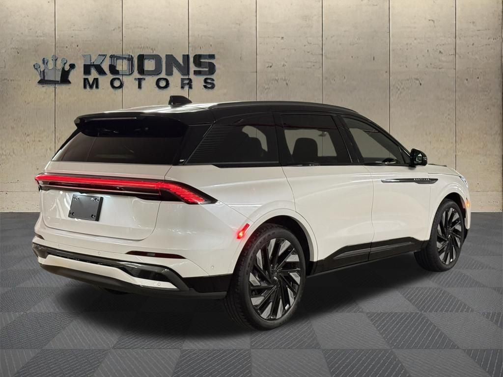 2024 Lincoln Nautilus Reserve