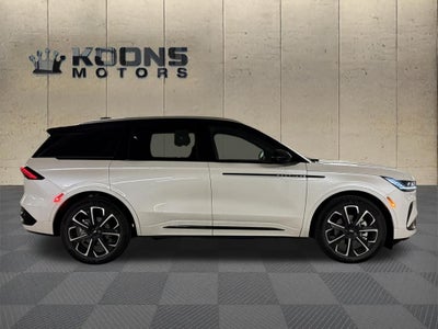 2026 Lincoln Nautilus Reserve