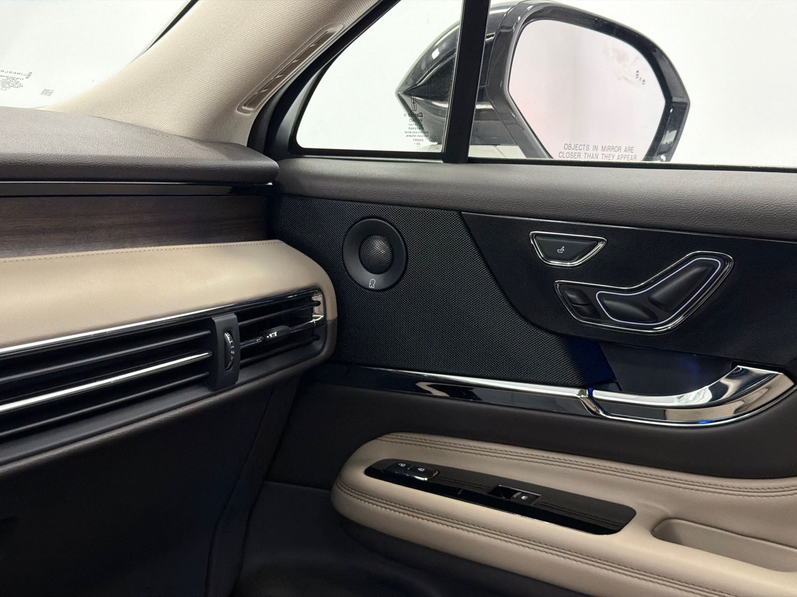 2024 Lincoln Corsair Plug-In Hybrid Grand Touring