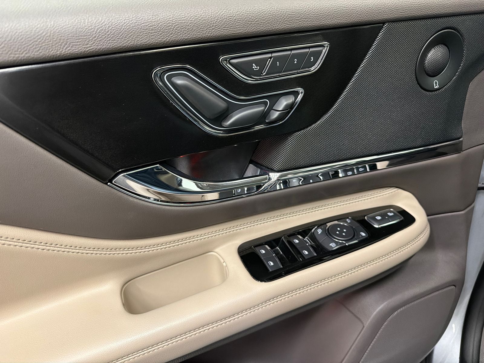 2022 Lincoln Corsair Plug-In Hybrid Grand Touring