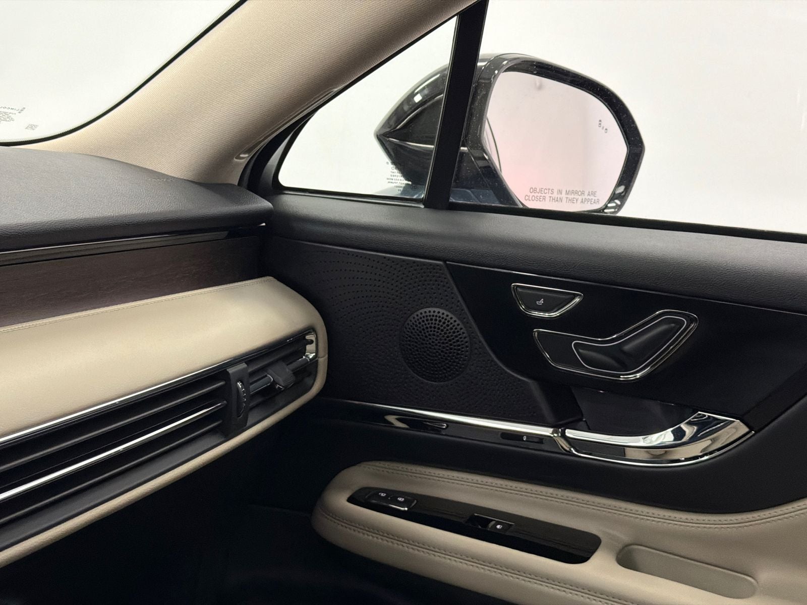 2025 Lincoln Corsair Plug-In Hybrid Grand Touring