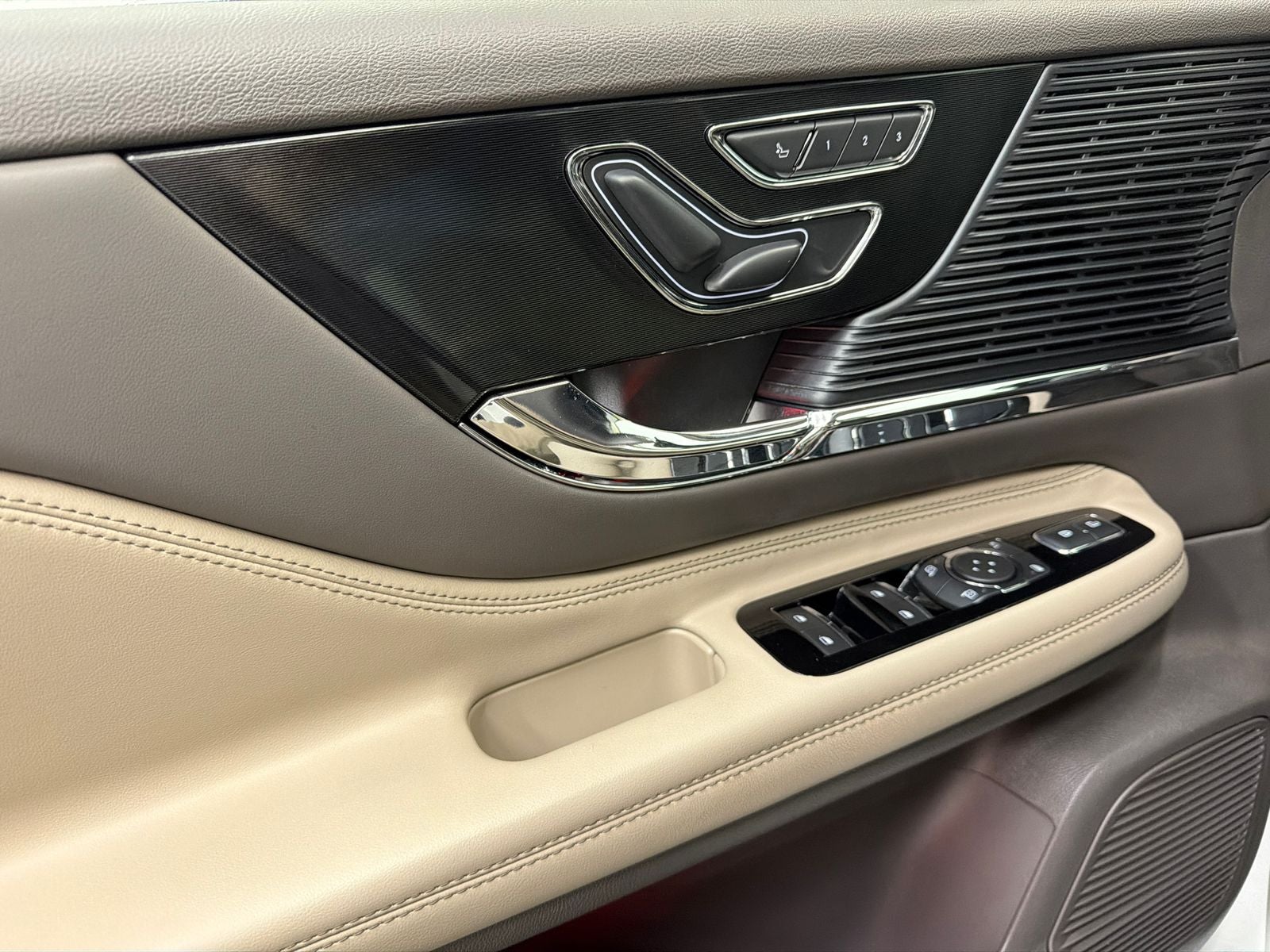 2022 Lincoln Corsair Plug-In Hybrid Grand Touring