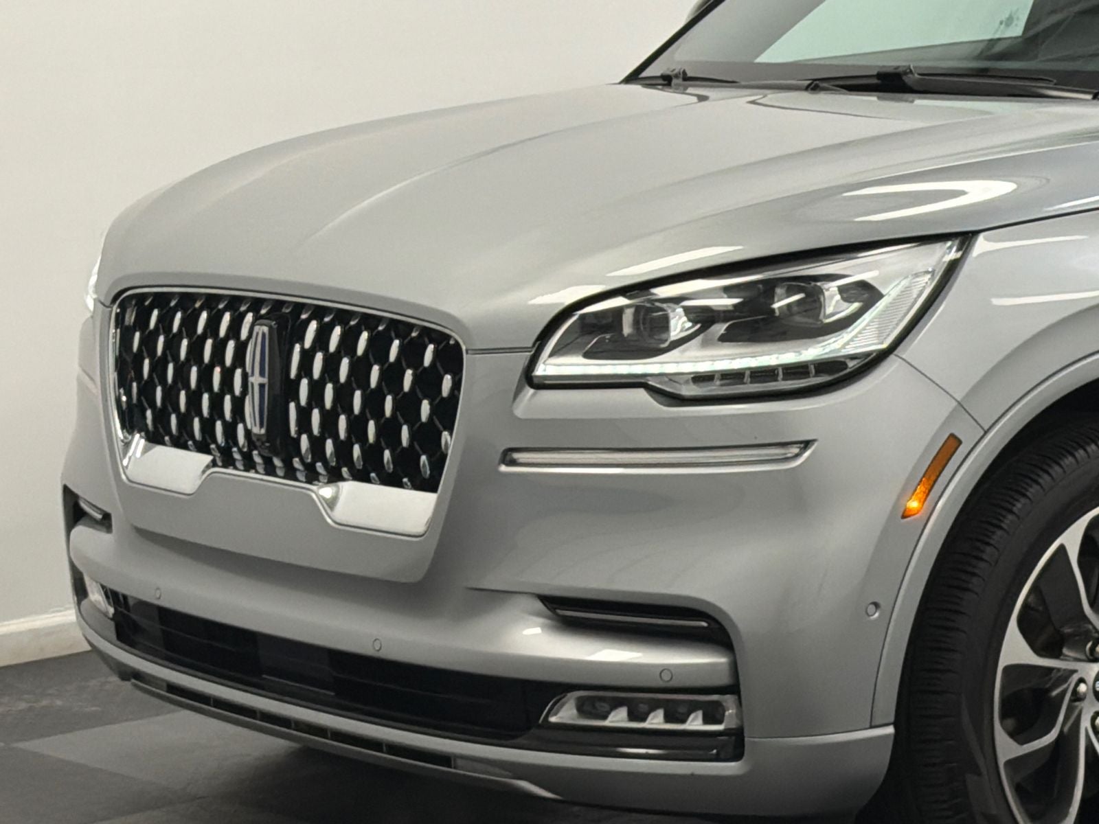 2023 Lincoln Aviator Plug-In Hybrid Grand Touring