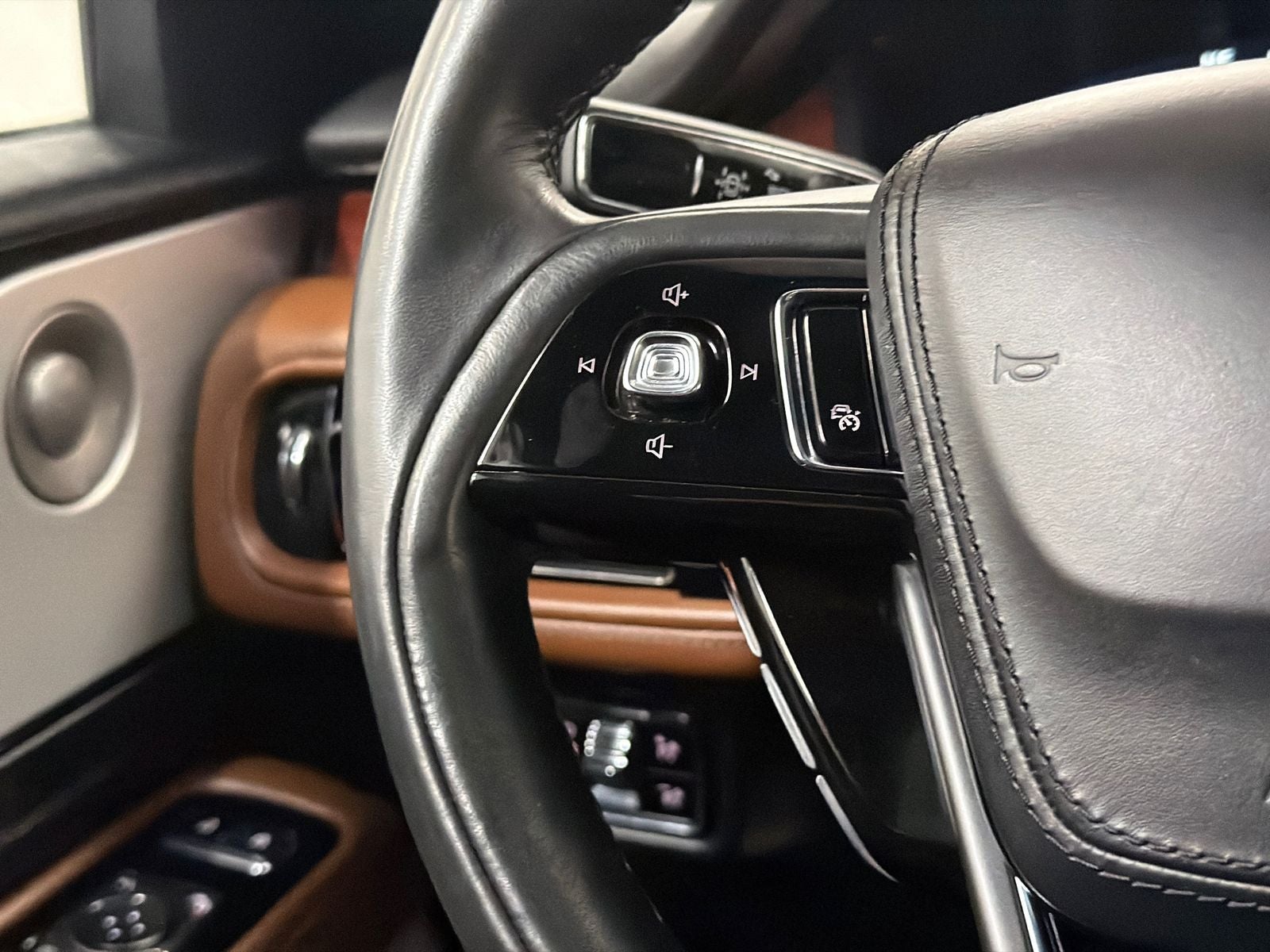 2023 Lincoln Aviator Plug-In Hybrid Grand Touring