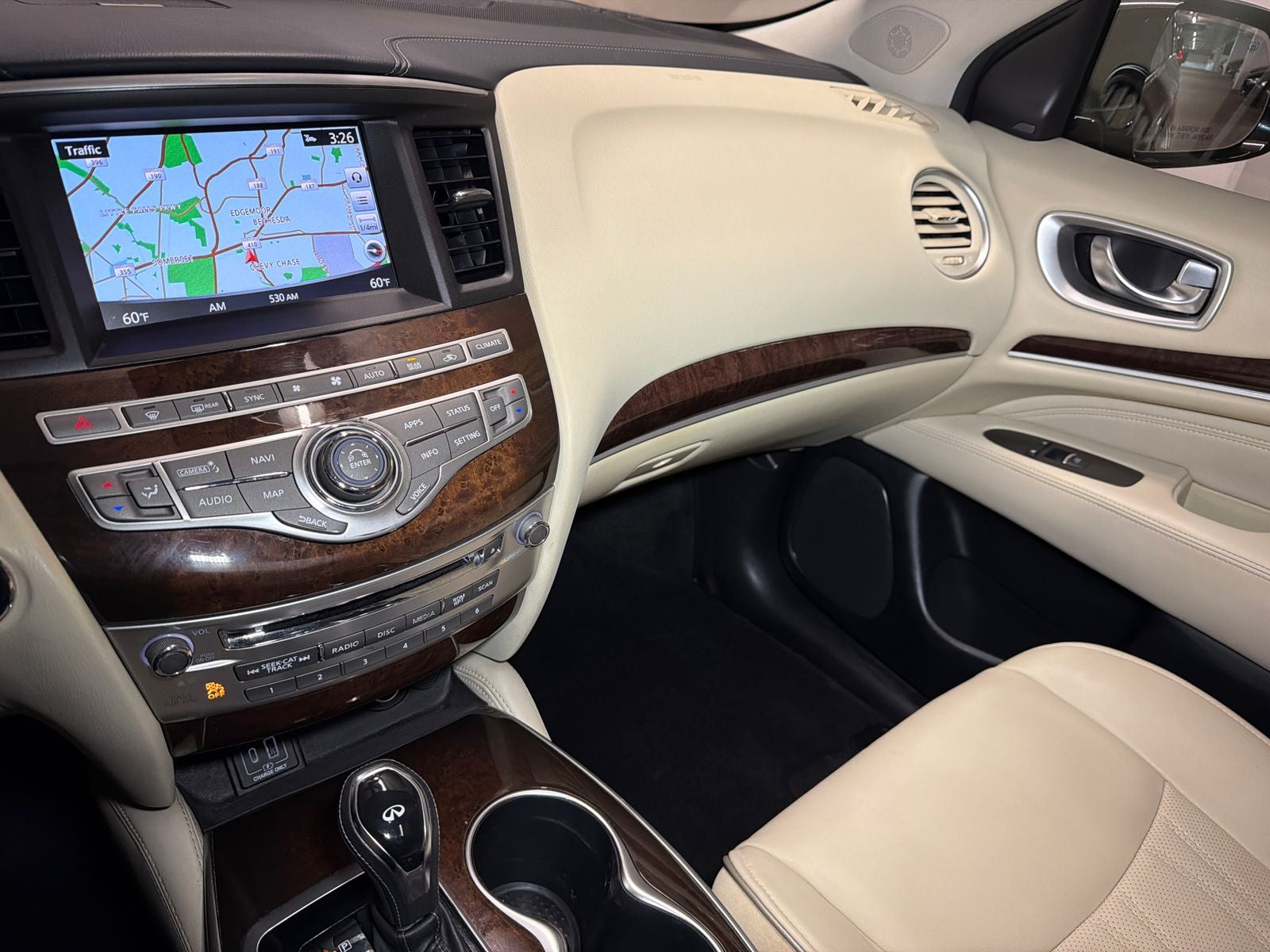 2019 INFINITI QX60 LUXE
