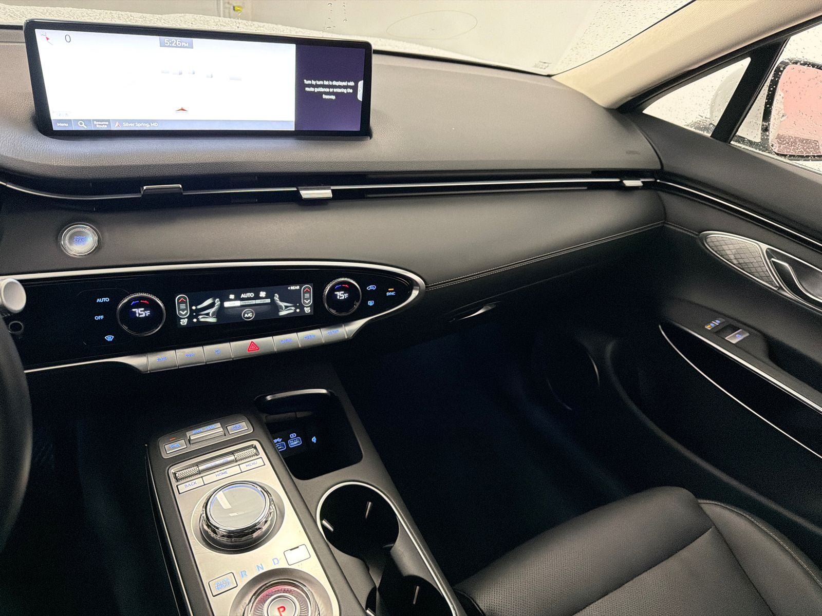 2025 Genesis GV70 2.5T