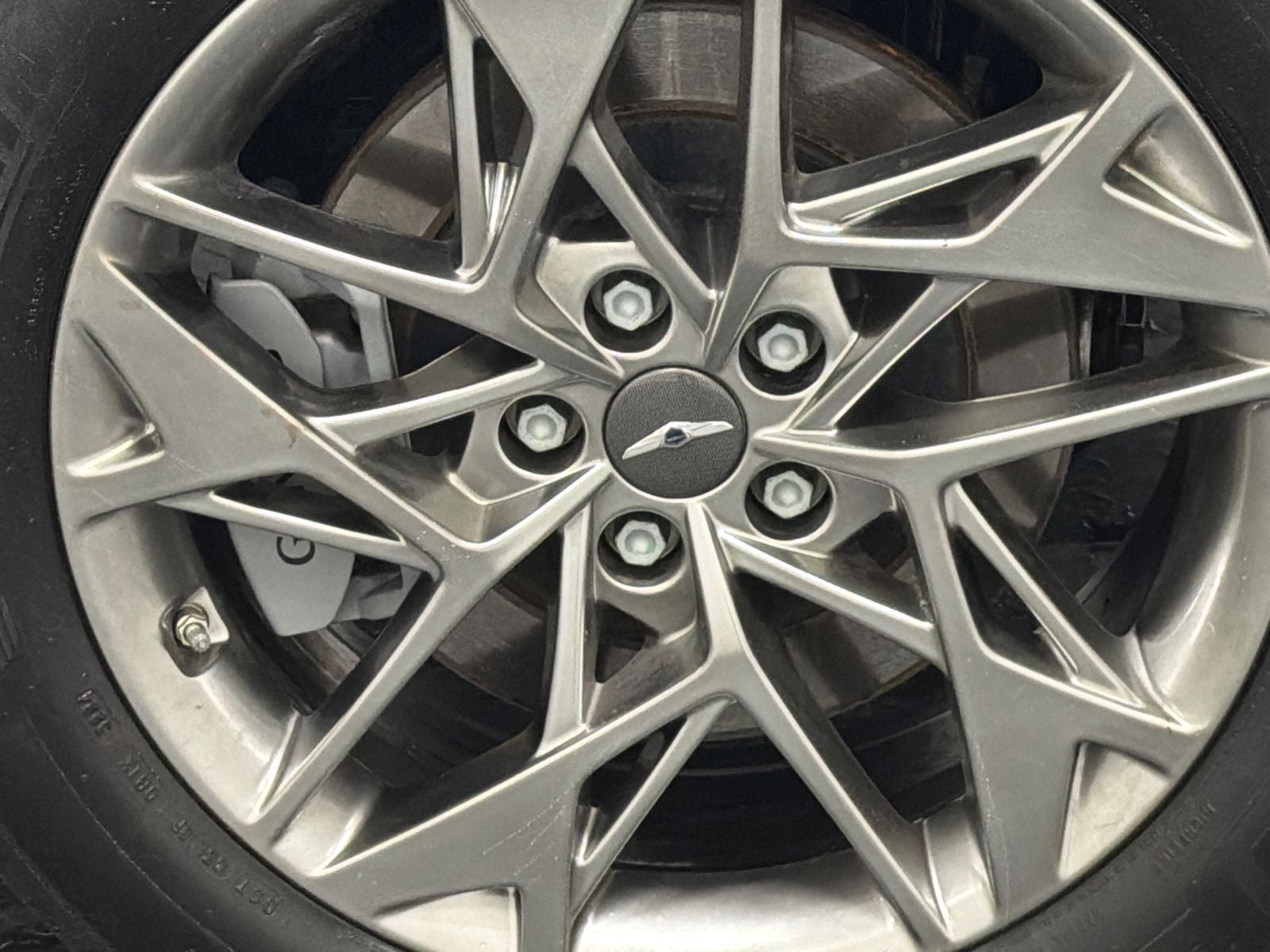 2025 Genesis GV70 2.5T