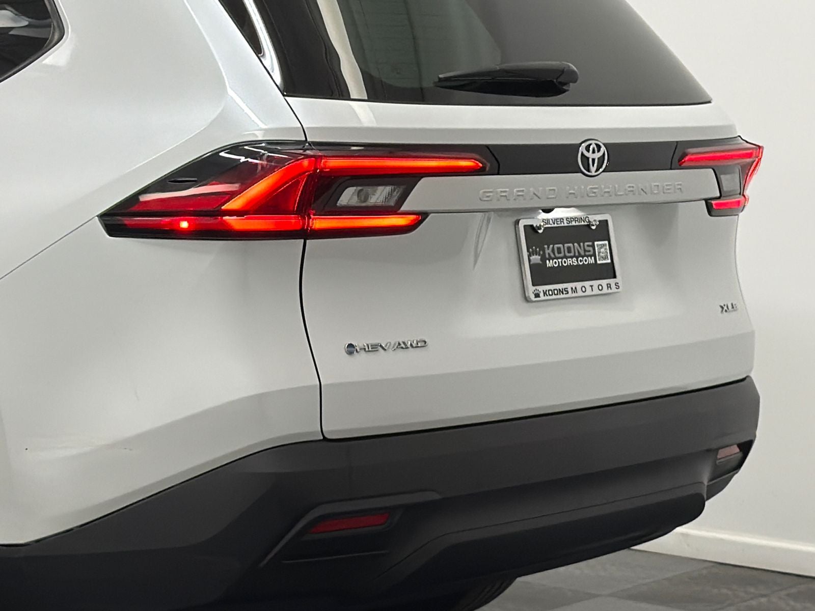 2025 Toyota Grand Highlander Hybrid XLE