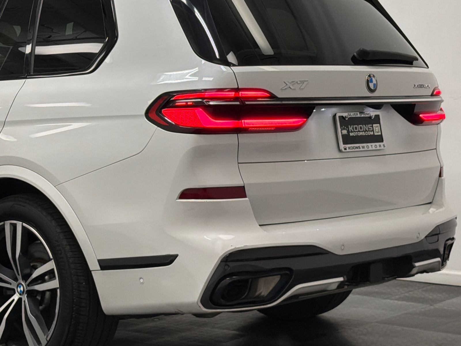 2023 BMW X7 xDrive40i