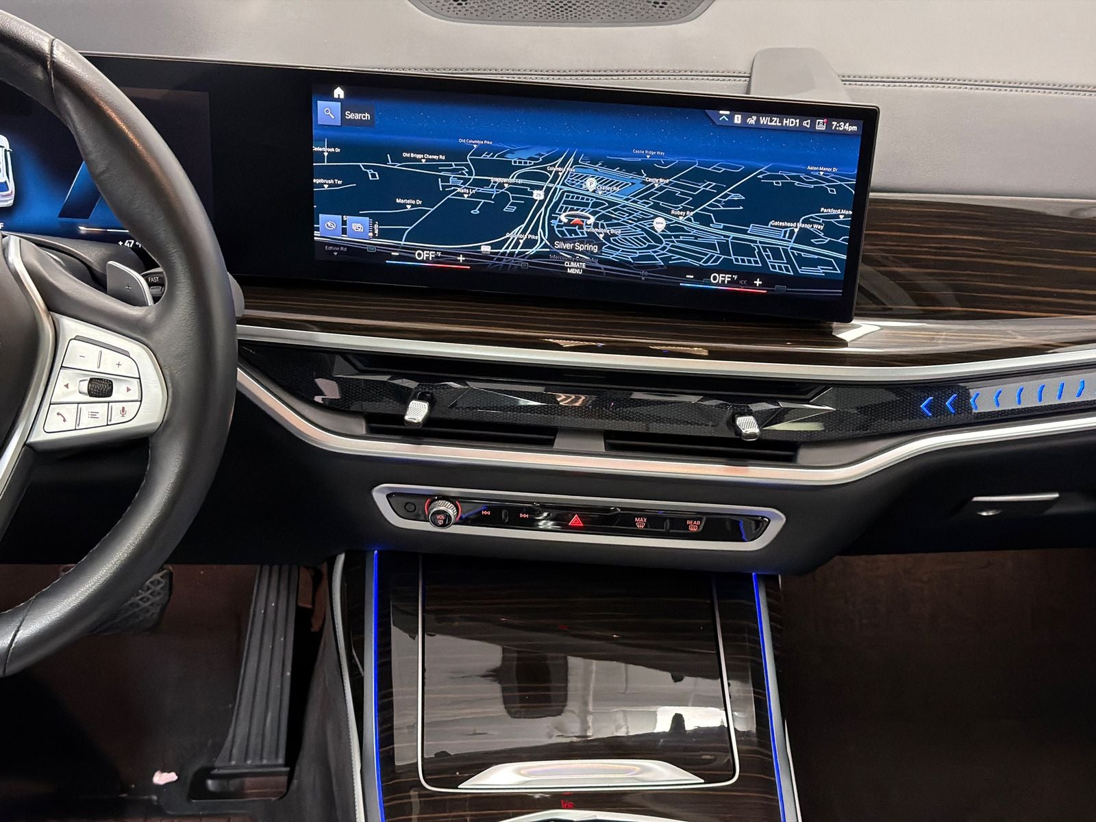 2023 BMW X7 xDrive40i