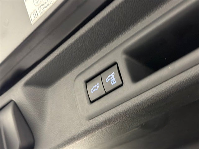 2023 Toyota Sequoia SR5