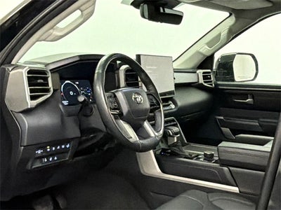 2023 Toyota Sequoia SR5