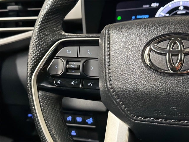 2023 Toyota Sequoia SR5