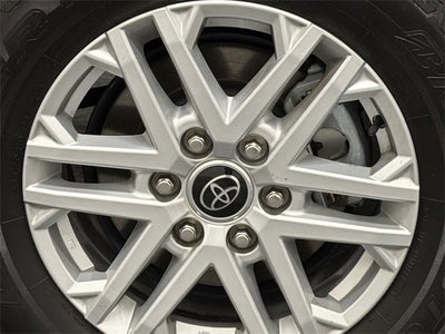 2023 Toyota Sequoia SR5