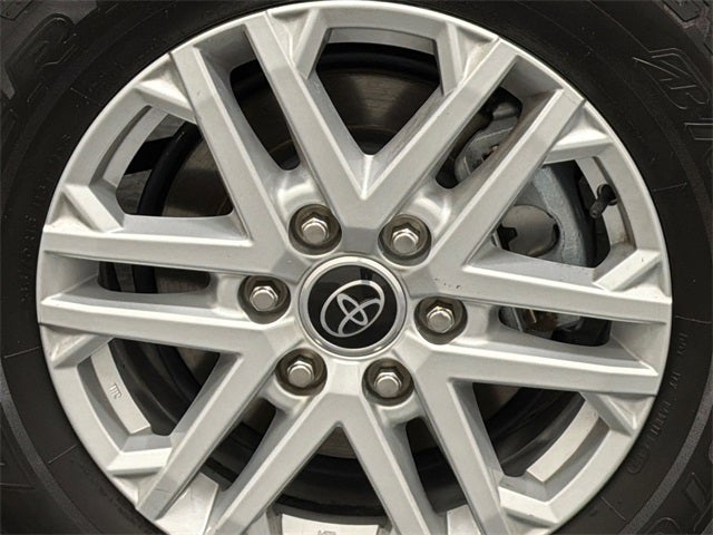 2023 Toyota Sequoia SR5