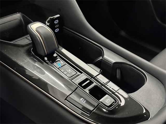 2025 Toyota Crown Signia XLE