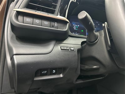 2025 Toyota Crown Signia XLE