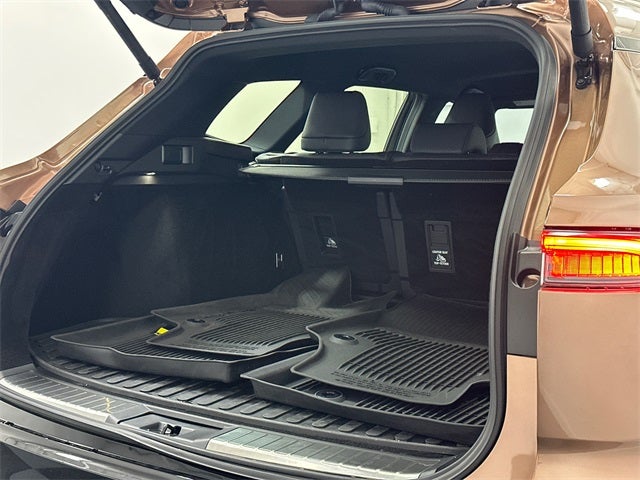 2025 Toyota Crown Signia XLE