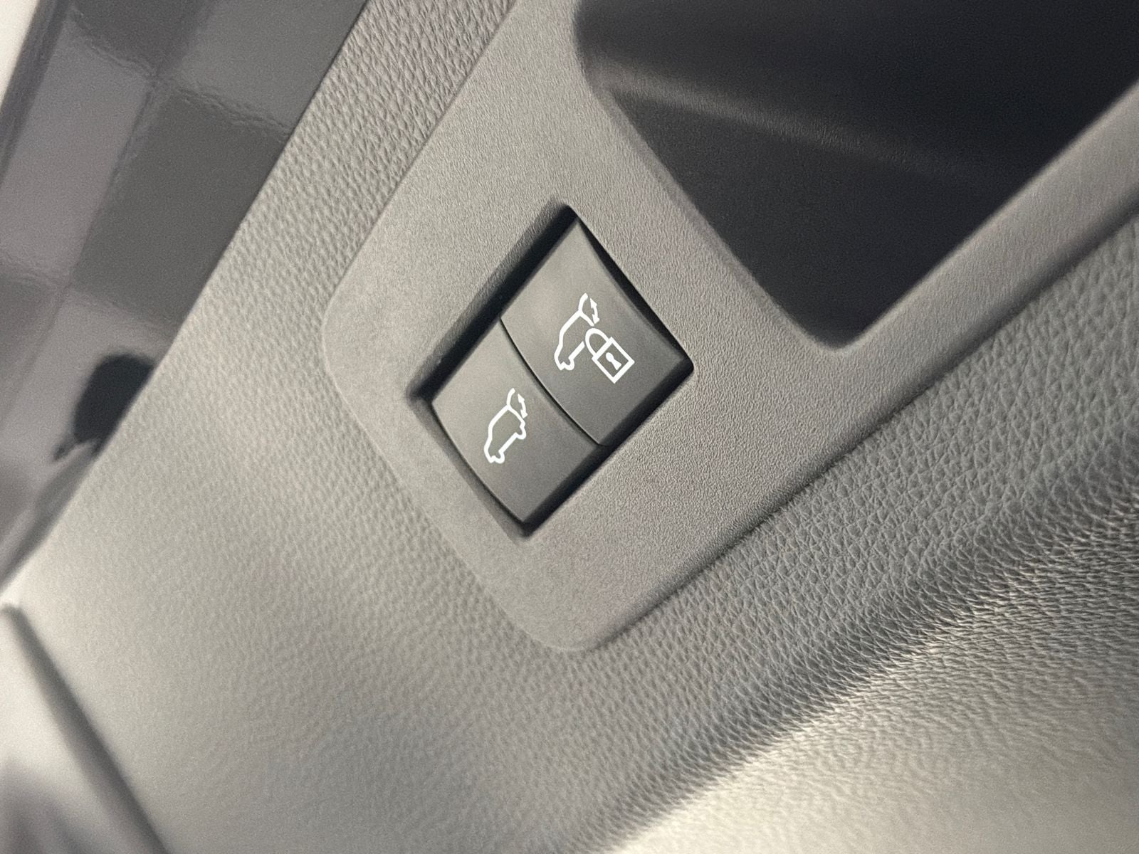 2025 Lexus LX 600 Luxury