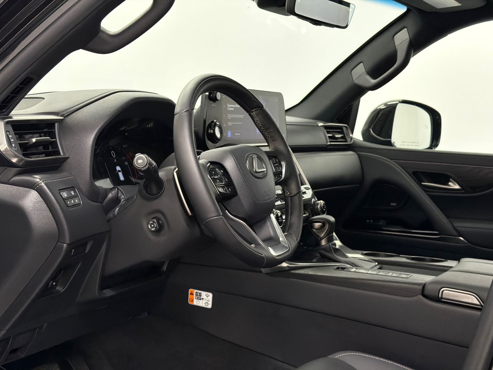 2025 Lexus LX 600 Luxury