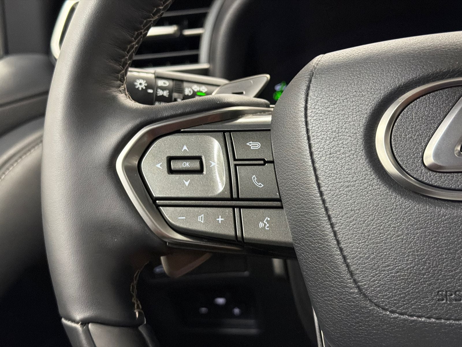 2025 Lexus LX 600 Luxury