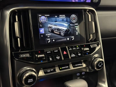 2025 Lexus LX 600 Luxury