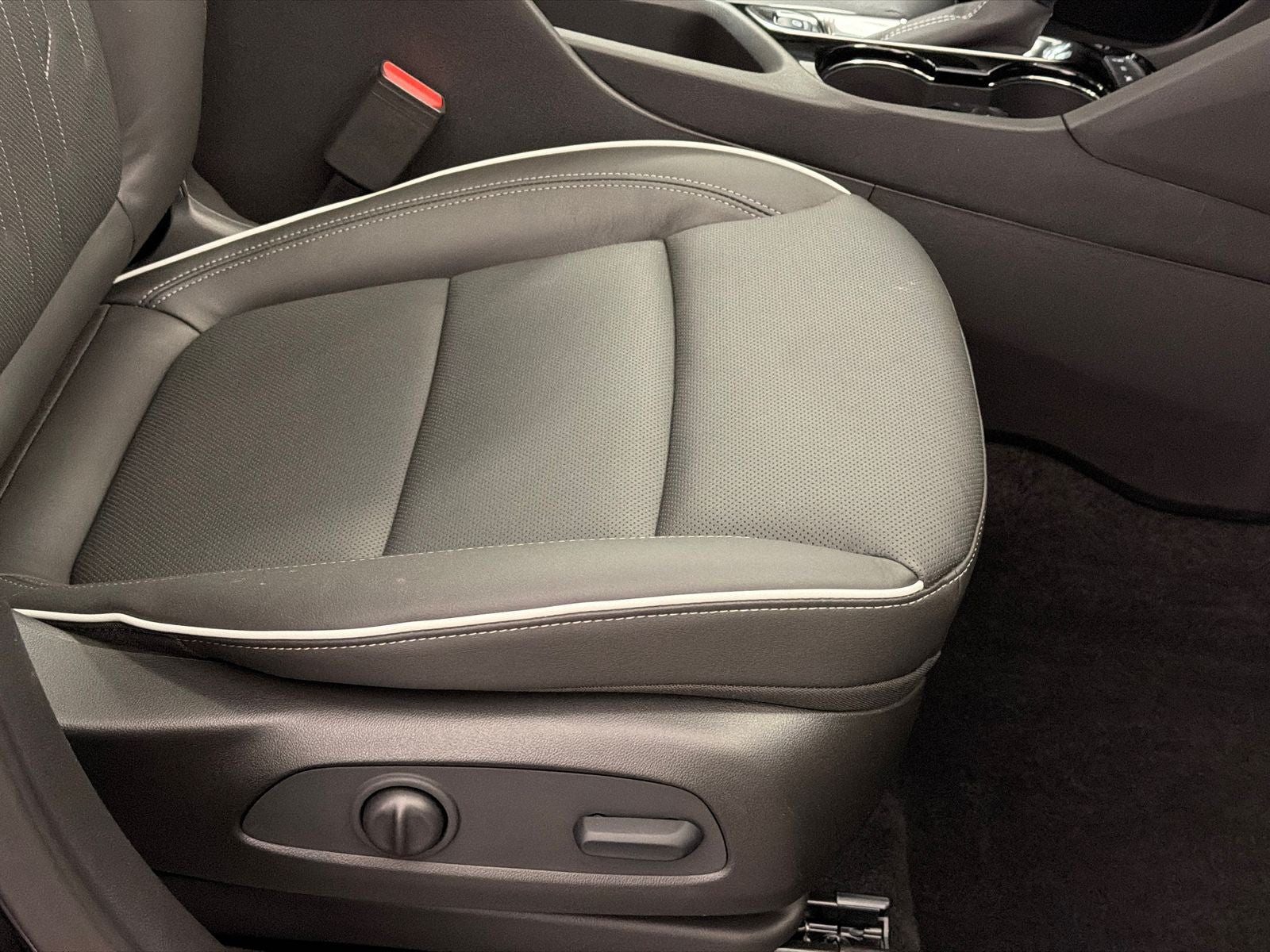 2025 Buick Encore GX Avenir