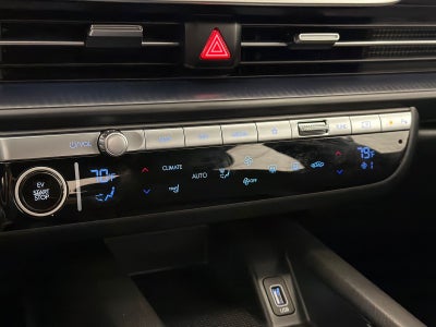 2024 Hyundai IONIQ 6 SE