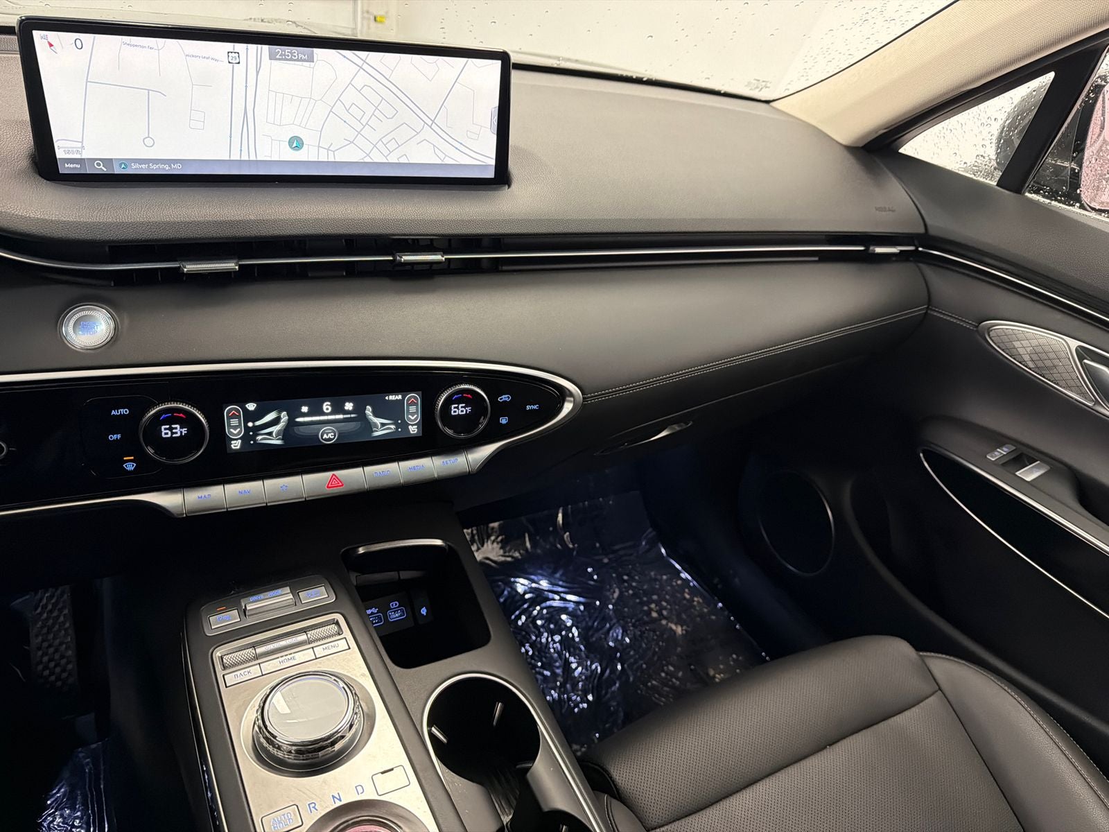 2025 Genesis GV70 2.5T