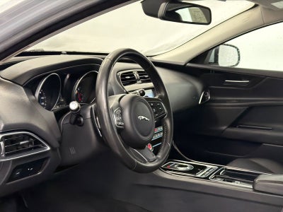 2018 Jaguar XE 25t