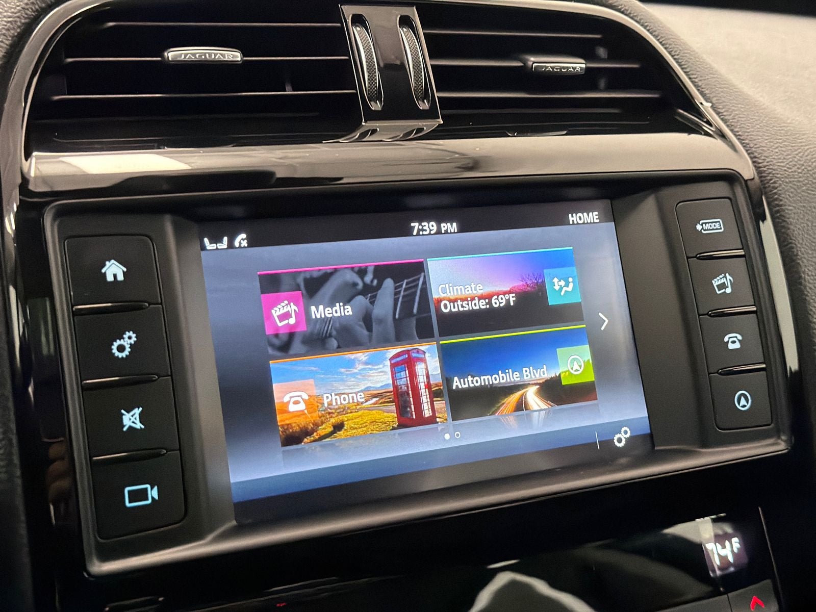 2018 Jaguar XE 25t