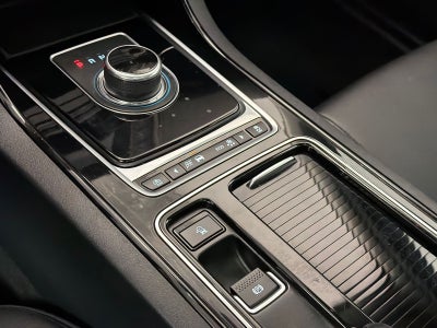 2018 Jaguar XE 25t