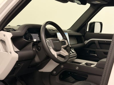 2025 Land Rover Defender 110 S