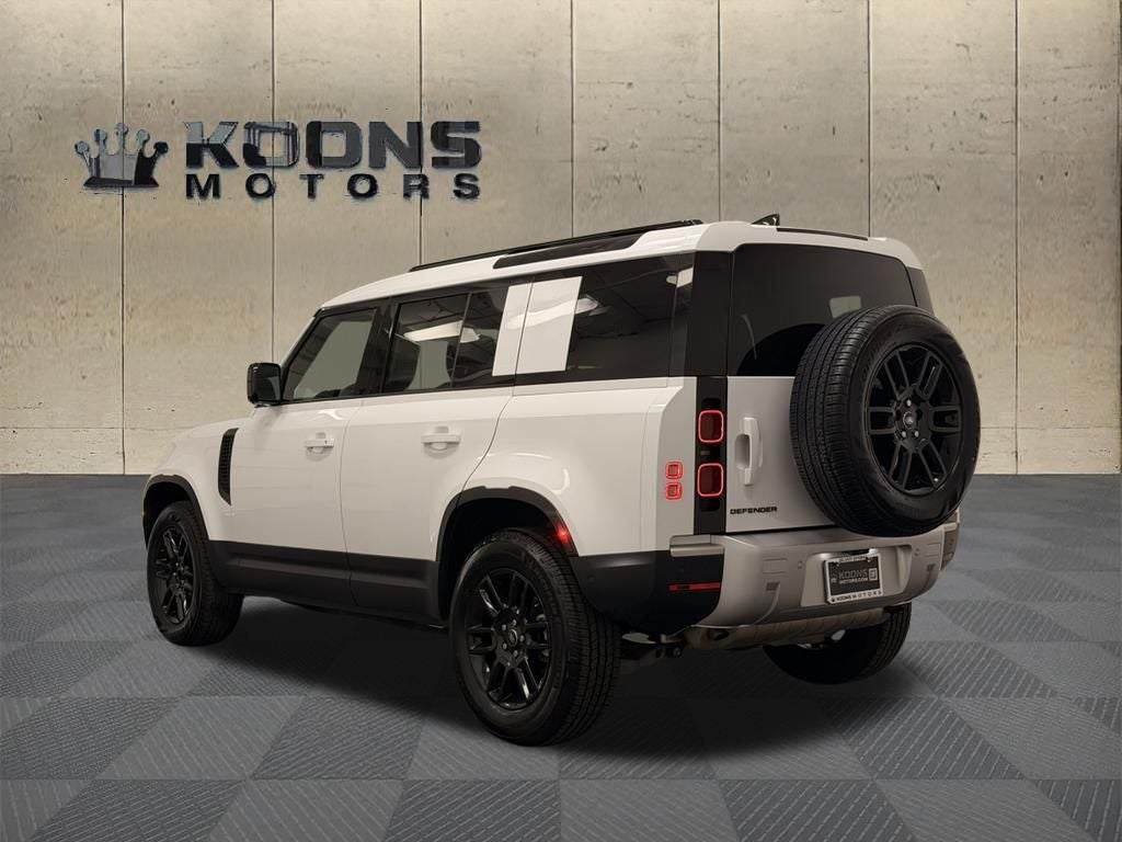 2025 Land Rover Defender 110 S
