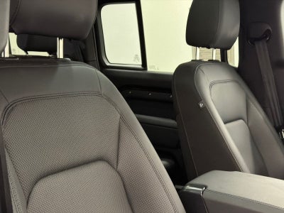 2025 Land Rover Defender 110 S