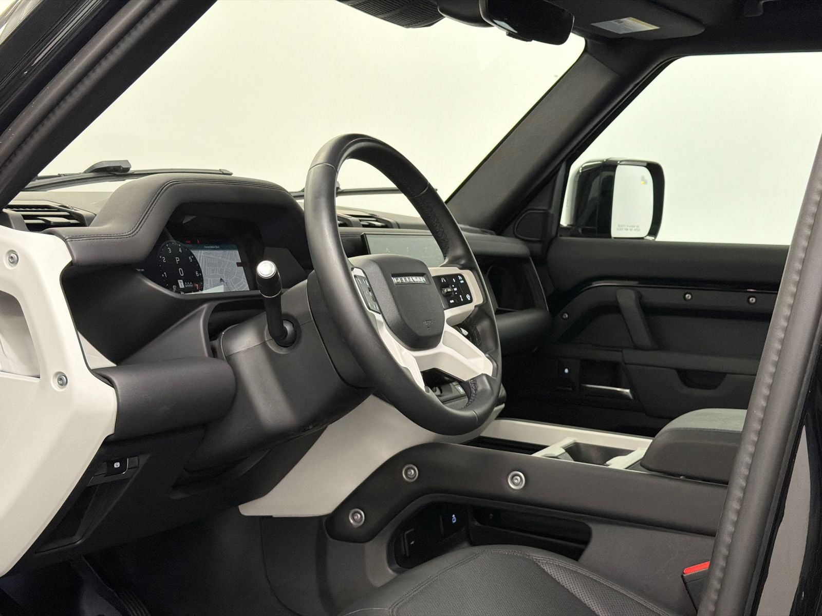 2025 Land Rover Defender 110 S