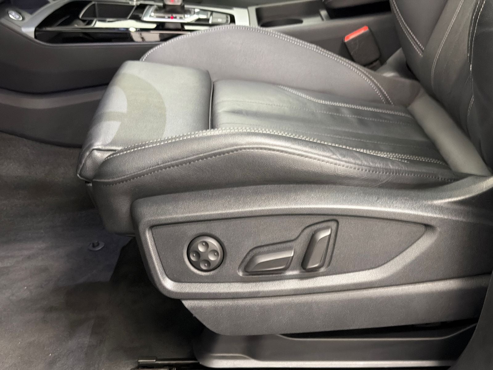 2025 Audi Q5 45 S line Premium quattro